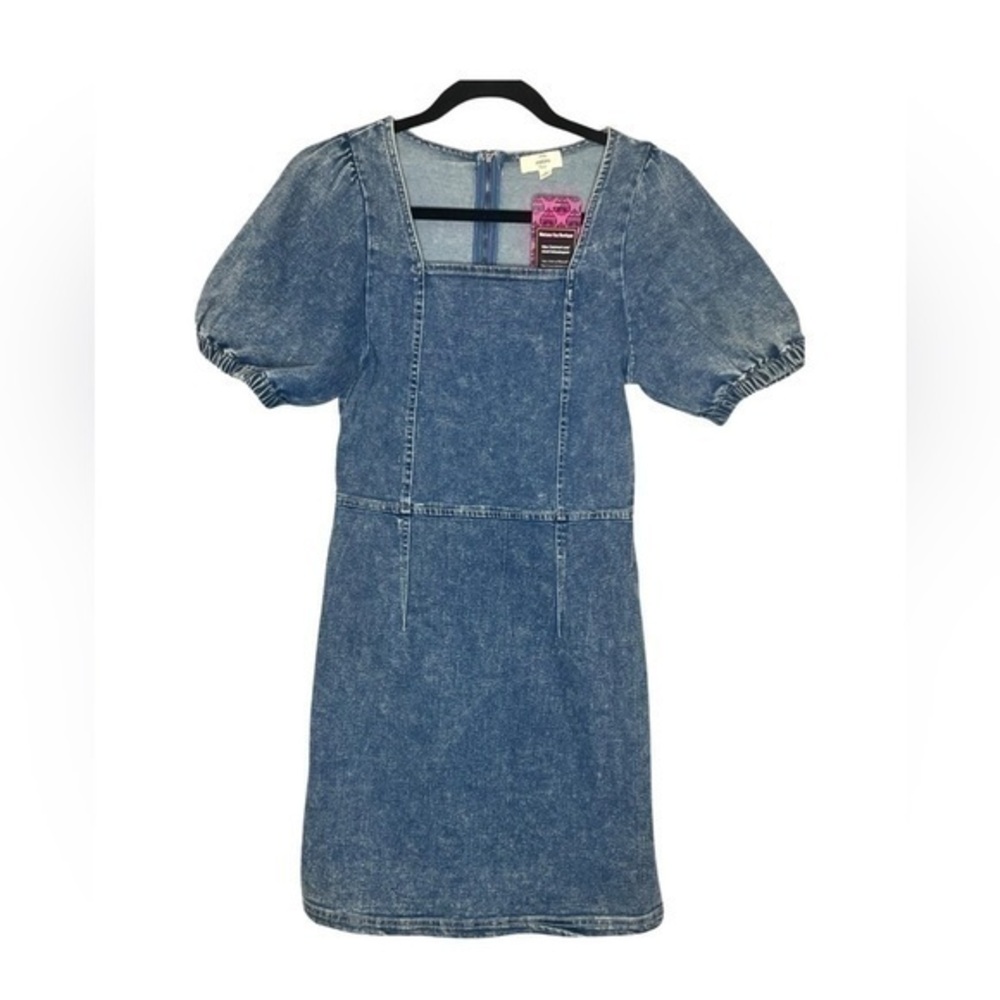 Entro denim dress size medium nwt